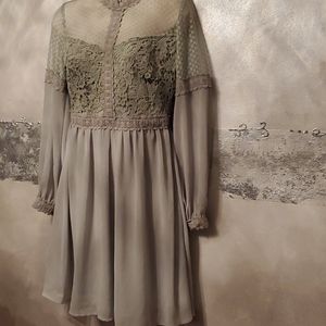 Light sage green Xhileration lace dress